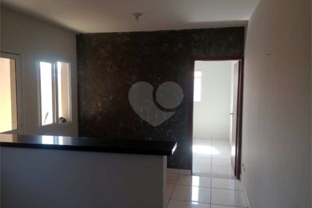 Casa à venda com 2 quartos no condomínio Villa Savoia, Sorocaba - SP