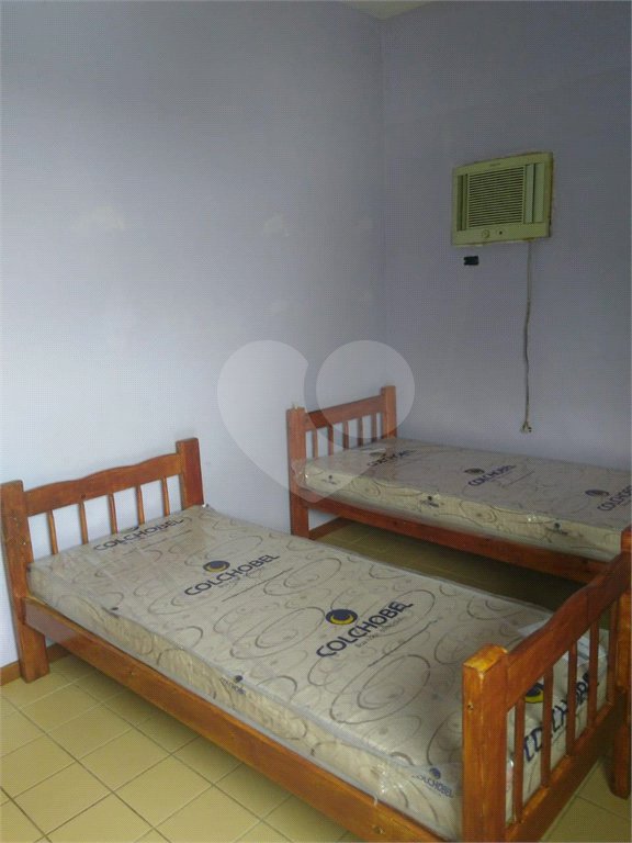 Apartamento à venda com 3 quartos, sendo 1 suíte, em Parque Enseada, Guarujá, SP