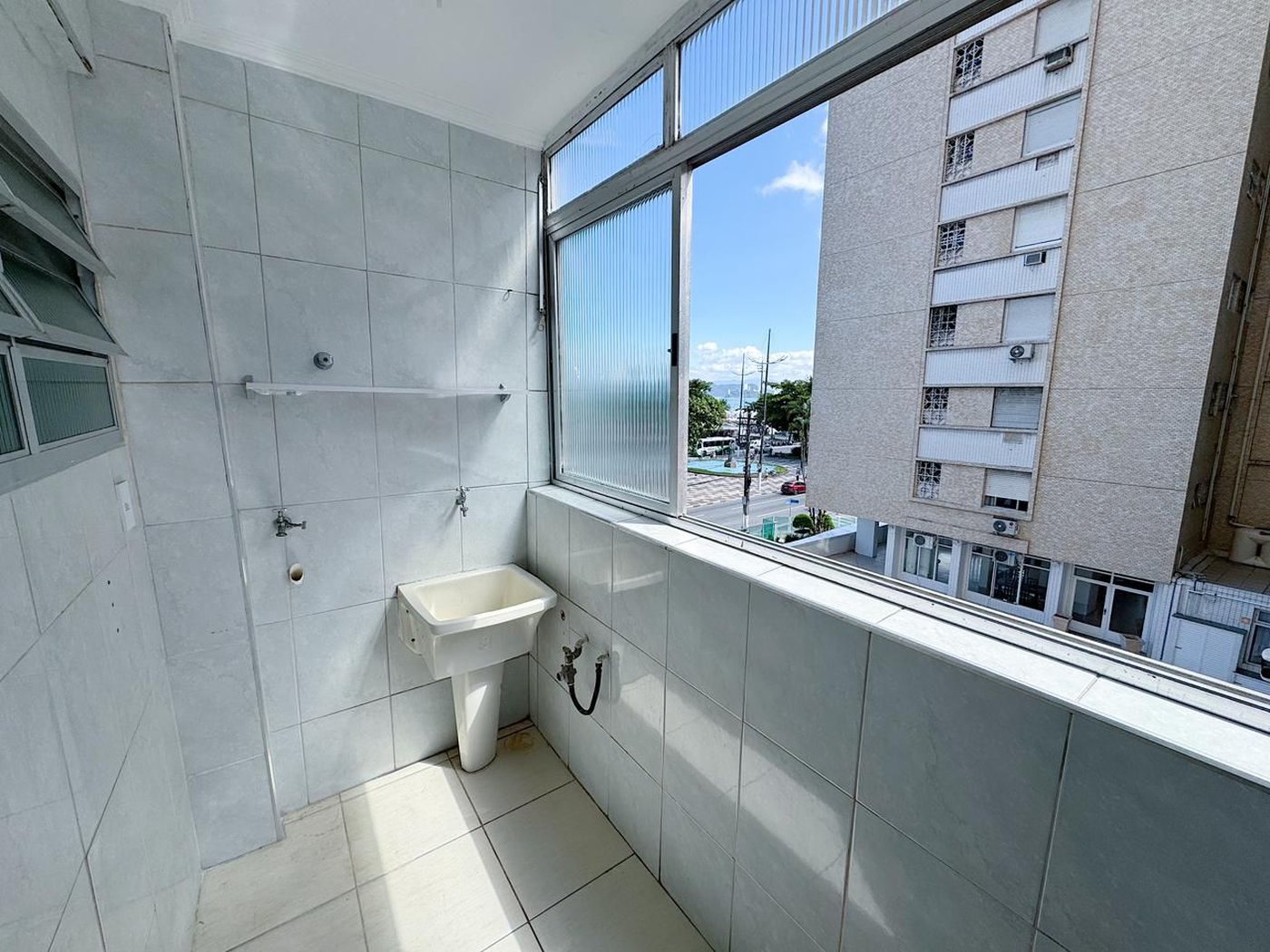 Apartamento com 2 dormitórios à venda, 126 m² por R$ 1.400.000,00 - Embaré - Santos/SP