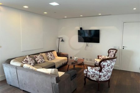 Apartamento à venda com 3 suítes em Jardim Monte Kemel, São Paulo, SP