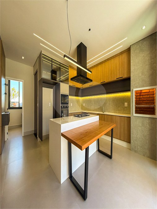 Casa à venda com 3 suítes no condomínio Residencial Dona Maria Candida, Indaiatuba - SP