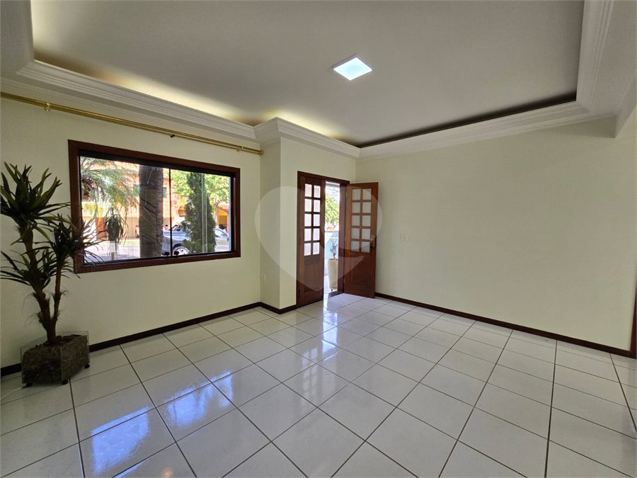 Casa para alugar com 4 quartos, sendo 3 suítes,  no condomínio Village Saint Claire, Sorocaba - SP