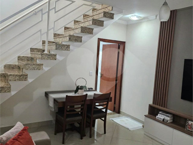 Sobrado à venda com 2 quartos, sendo 1 suíte,  em Vila Nova Mazzei, São Paulo, SP