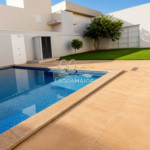 Casa à venda com 3 quartos, sendo 3 suítes, no condomínio Residencial Costa Leste, Três Lagoas - MS