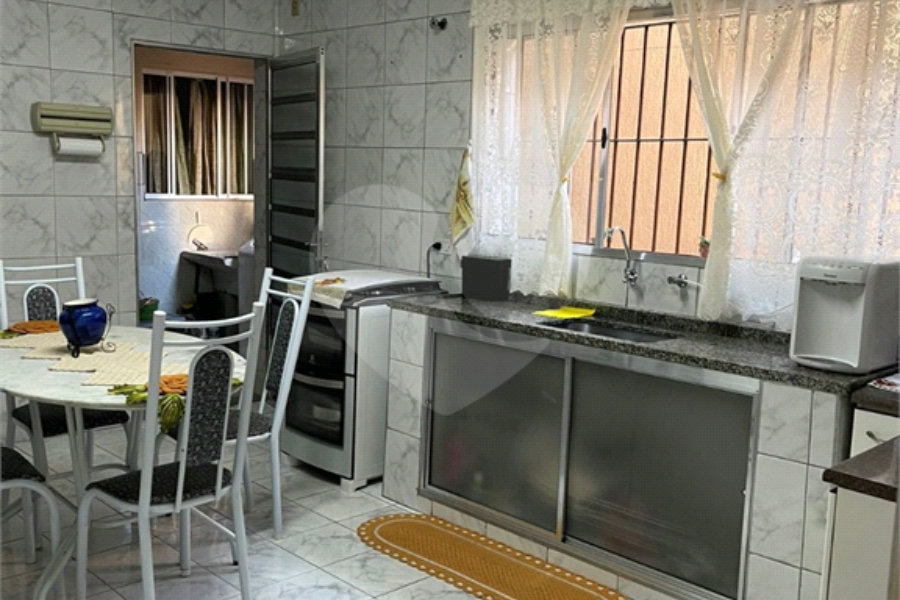 Casa à venda com 2 quartos no condomínio Villa das Andorinhas, São Paulo - SP
