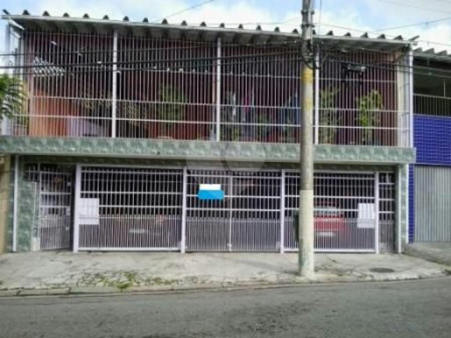Sobrado à venda com 3 quartos, sendo 1 suíte,  no Brasilândia, São Paulo, SP