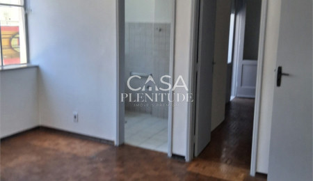 Apartamento à venda com 2 quartos, sendo 1 suíte,  no Centro, Sorocaba, SP