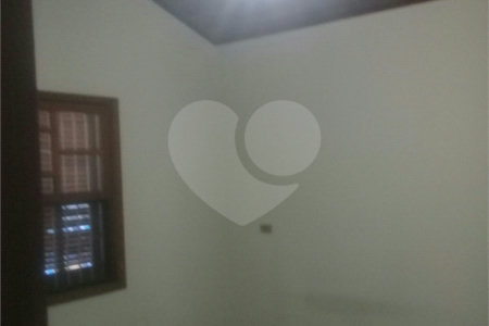Sobrado à venda com 4 quartos, sendo 2 suítes,  em Jardim Regina, Indaiatuba, SP