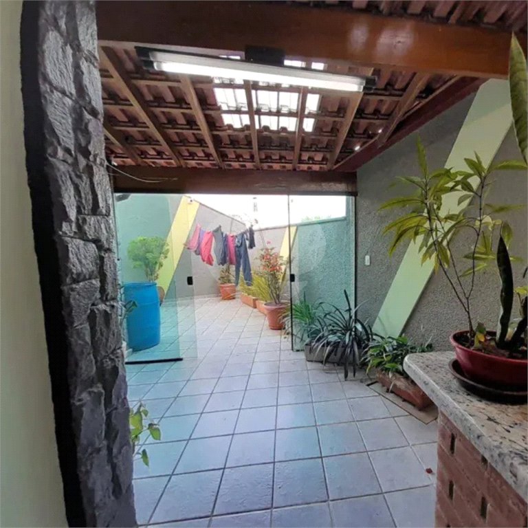 Casa à venda com 3 quartos, sendo 1 suíte, em Jardim Pinheiros, São Paulo, SP
