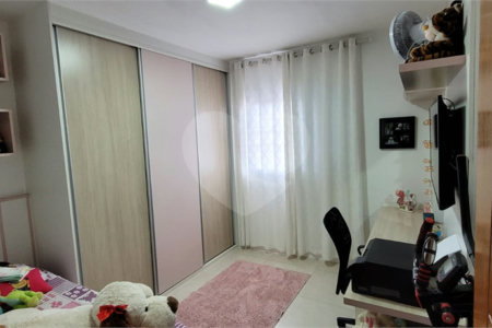 Sobrado à venda com 2 quartos, sendo 1 suíte, em Vila Mazzei, São Paulo, SP