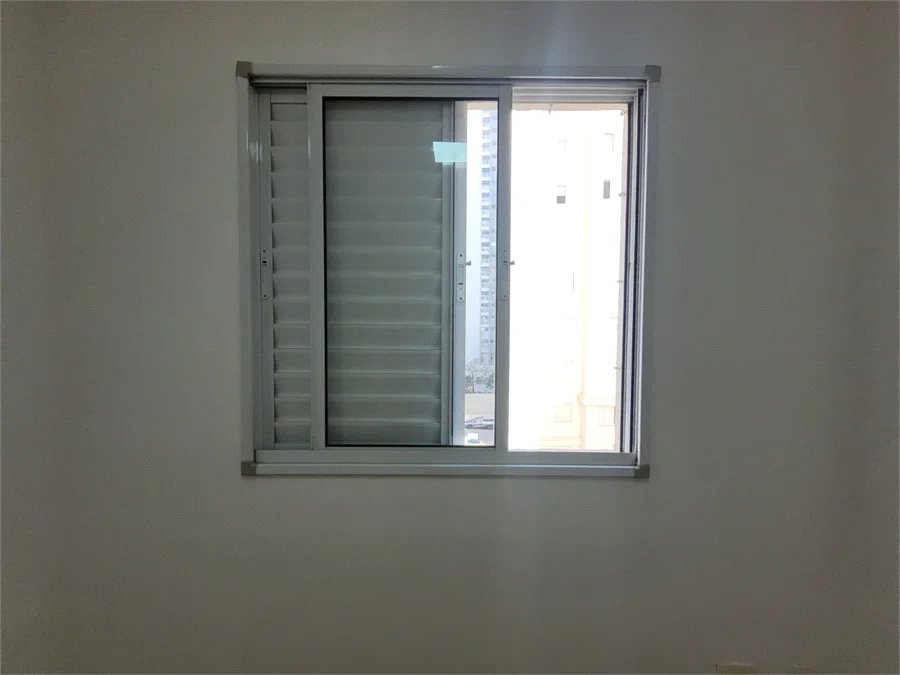 Apartamento à venda com 2 quartos em Vila Anastácio, São Paulo, SP