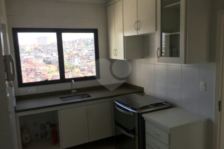 Apartamento à venda com 3 quartos, sendo 1 suíte, em Vila Andrade, São Paulo, SP