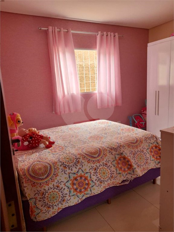 Casa à venda com 8 quartos, sendo 2 suítes,  em Jardim Estância Brasil, Atibaia, SP