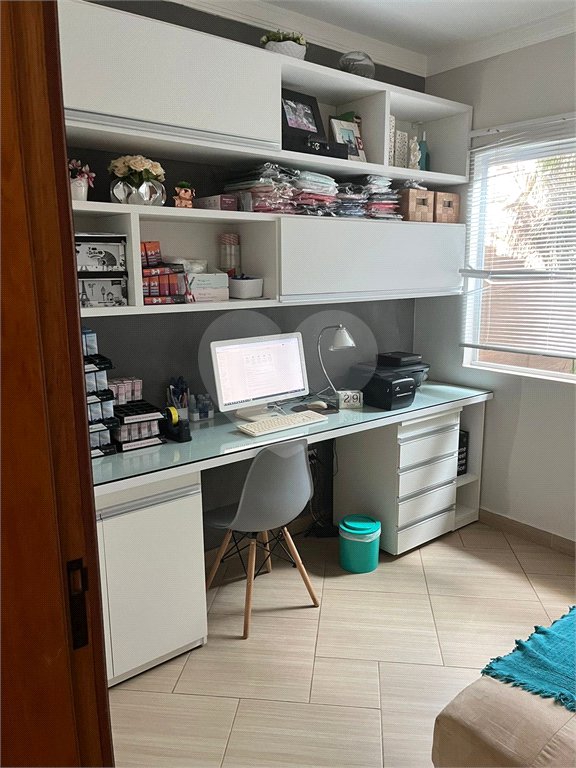 Casa à venda com 3 quartos, sendo 1 suíte,  em Vila Suissa, Mogi das Cruzes, SP