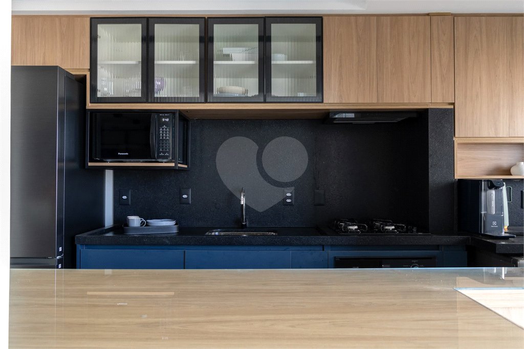 Apartamento à venda com 3 quartos, sendo 1 suíte,  em Alto da Lapa, São Paulo, SP