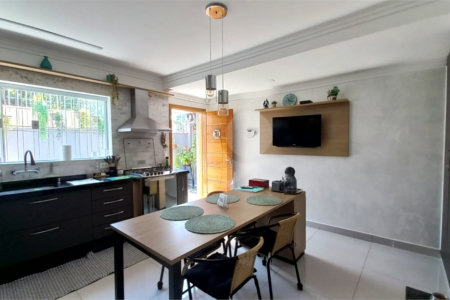 Casa à venda com 3 quartos, sendo 1 suíte, em Jardim Franca, São Paulo, SP