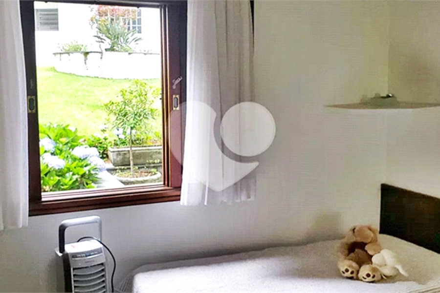 Casa à venda com 4 suítes no condomínio Alpes da Cantareira, Mairiporã - SP