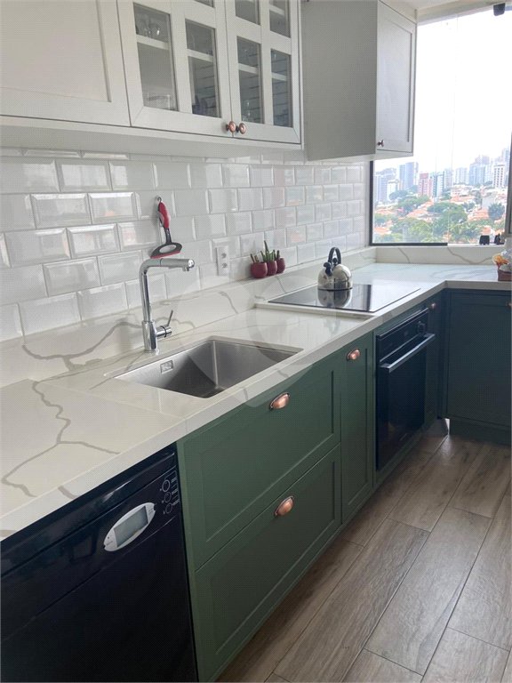 Apartamento à venda com 3 quartos, sendo 2 suítes, em Mirandópolis, São Paulo, SP