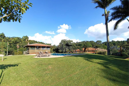 Sítio à venda com 8 suítes em Jardim Vinhas do Sol (mailasqui), São Roque, SP