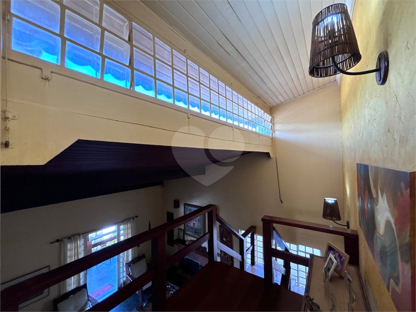 Casa à venda com 5 quartos, sendo 2 suítes,  em Jardim Maristela, Atibaia, SP