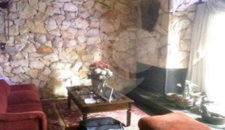 Casa Térrea à venda com 3 quartos, sendo 1 suíte, em Chácara Monte Alegre, São Paulo, SP