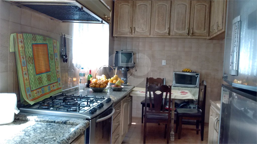 Casa à venda com 5 quartos, sendo 2 suítes, em Horto Florestal, São Paulo, SP
