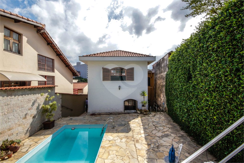 Casa à venda com 6 quartos, sendo 4 suítes, em Vila Anglo Brasileira, São Paulo, SP