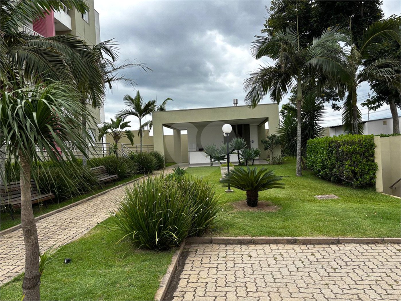 Apartamento à venda com 2 quartos em Guaraú, Salto, SP