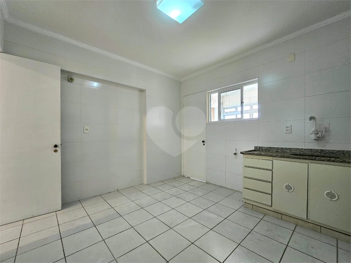 Apartamento à venda com 2 quartos, sendo 1 suíte, em Saúde, São Paulo, SP