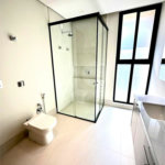 Casa à venda com 4 quartos, sendo 3 suítes, no condomínio Residencial Tivoli Park, Sorocaba - SP