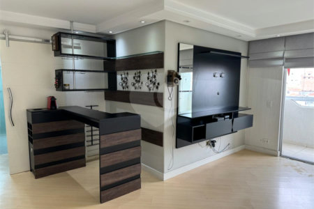 Apartamento à venda com 2 quartos em Vila Mazzei, São Paulo, SP
