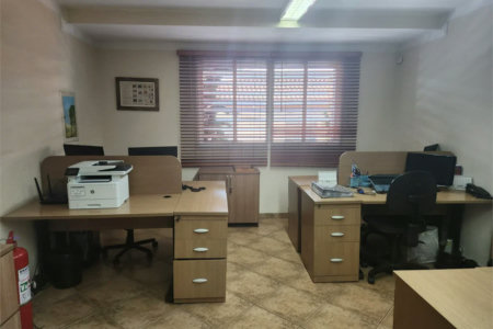 Sobrado à venda com 4 quartos, sendo 1 suíte, em Água Branca, São Paulo, SP