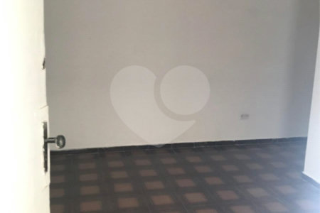 Sobrado à venda com 4 quartos, sendo 2 suítes, em Vila Aurora (zona Norte), São Paulo, SP