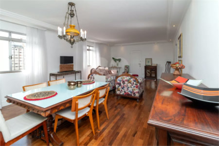 Apartamento para alugar com 4 quartos, sendo 1 suíte, em Perdizes, São Paulo, SP
