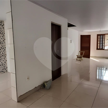 Casa à venda com 3 quartos, sendo 1 suíte, em Jardim das Azaléias, Sorocaba, SP