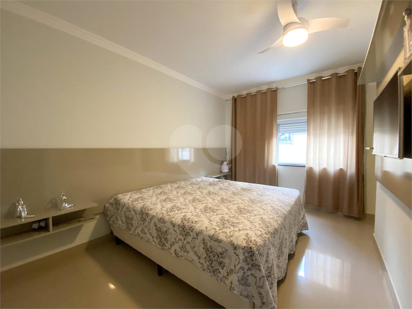 Casa à venda com 3 quartos, sendo 1 suíte, em Santana, São Paulo, SP