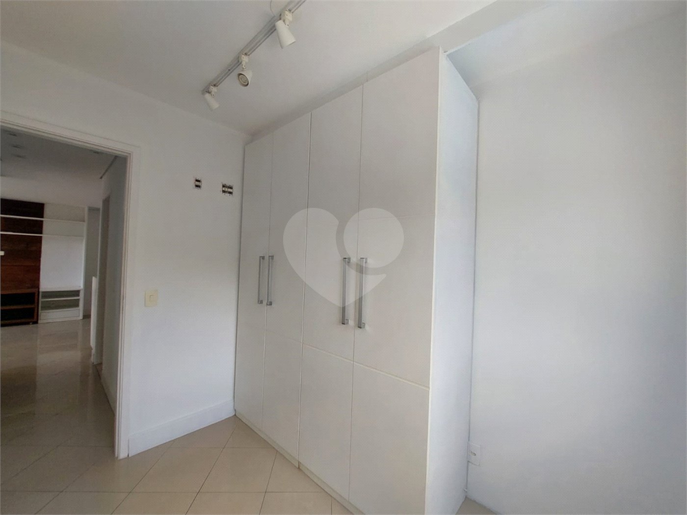 Apartamento à venda com 3 quartos, sendo 1 suíte,  em Vila Leopoldina, São Paulo, SP