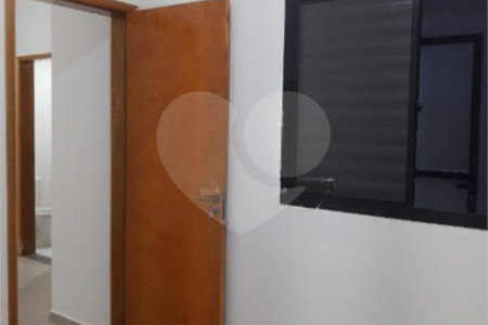 Apartamento à venda com 2 quartos em Vila Invernada, São Paulo, SP
