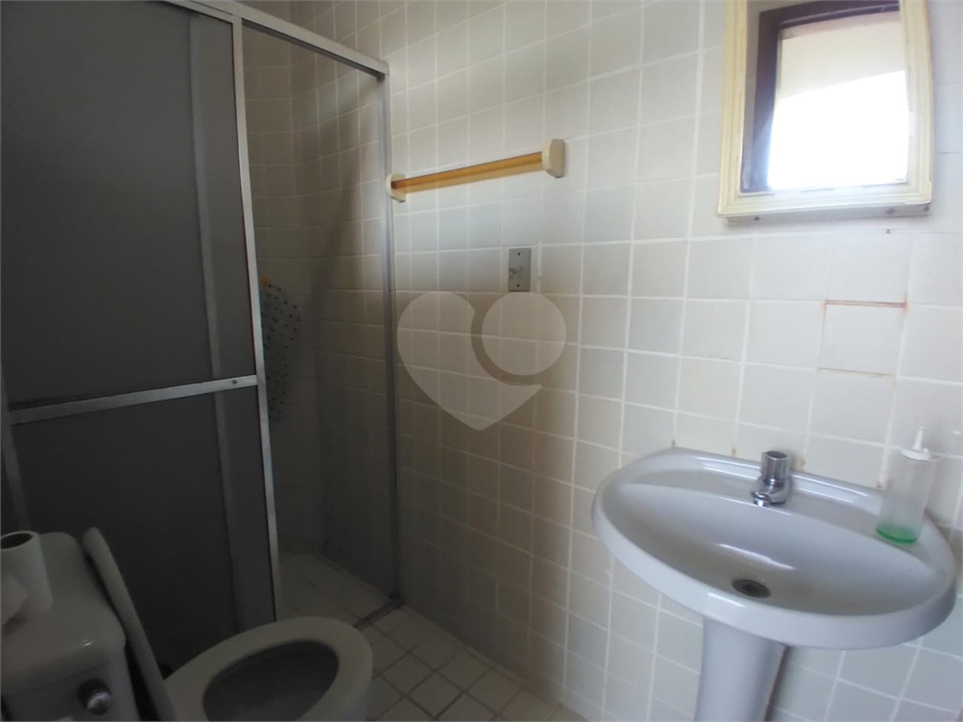 Apartamento à venda com 2 quartos, sendo 1 suíte, em Jardim Praia Grande, Mongaguá, SP
