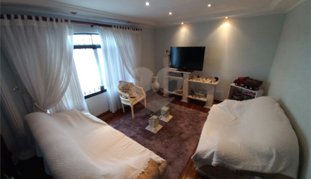 Sobrado à venda com 3 quartos, sendo 1 suíte,  em Jardim Umarizal, São Paulo, SP