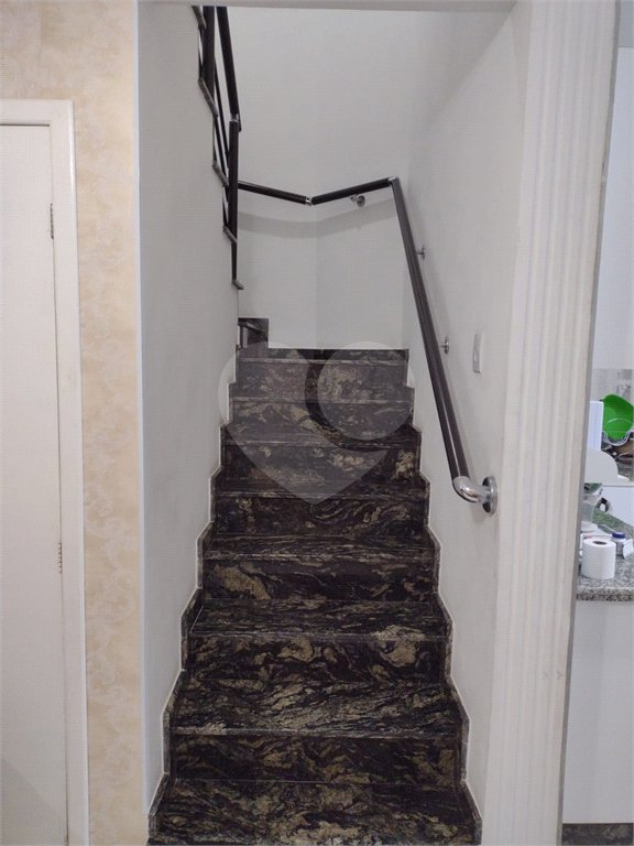 Sobrado à venda com 2 quartos, sendo 1 suíte, em Jardim Márcia, Suzano, SP