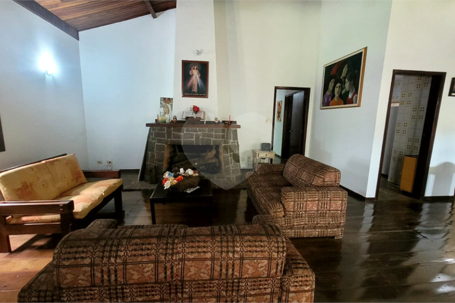 Casa Térrea à venda com 4 quartos, sendo 1 suíte, em Serra da Cantareira, Mairiporã, SP