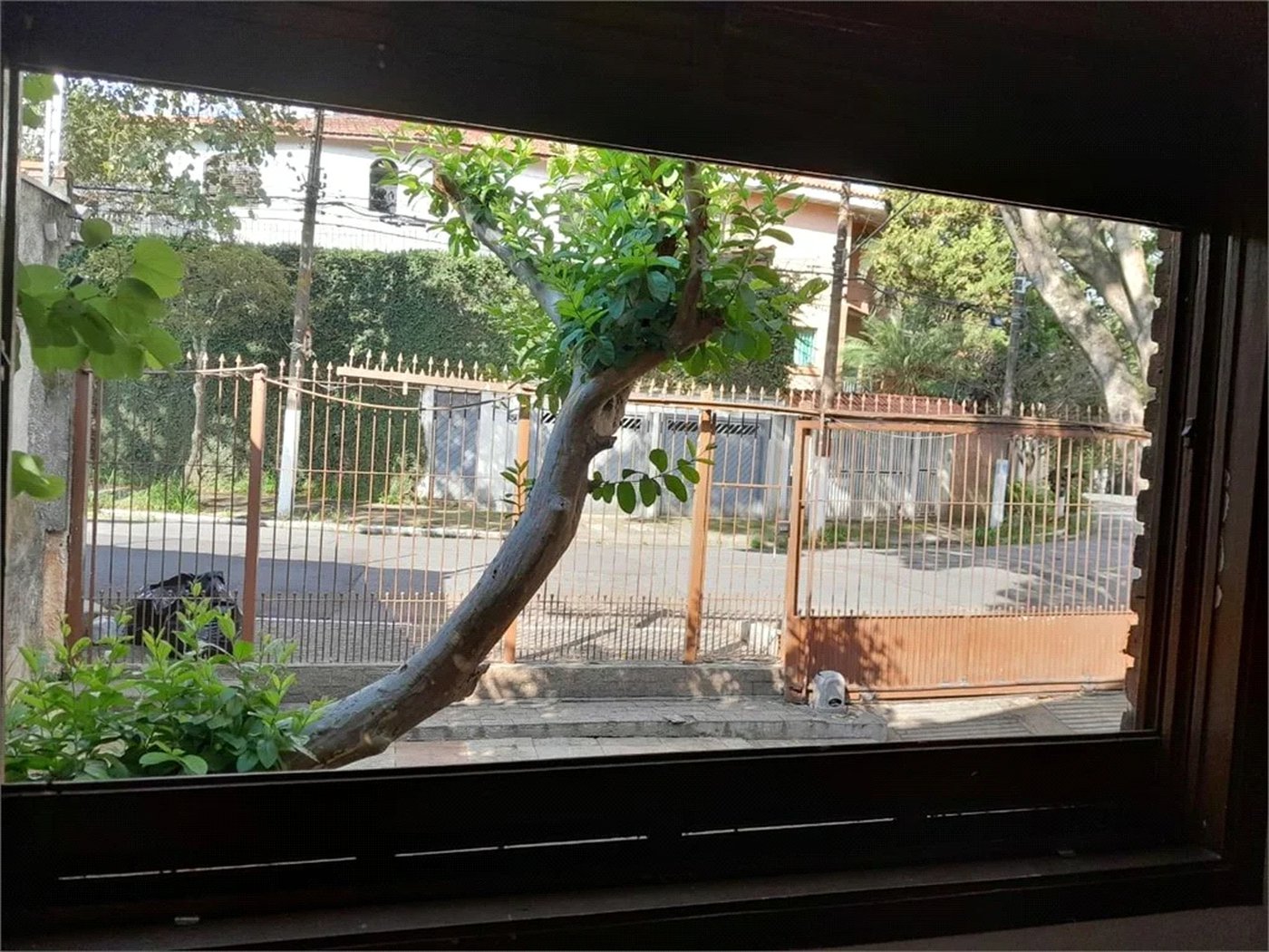 Casa à venda com 6 quartos, sendo 3 suítes, em Rolinópolis, São Paulo, SP