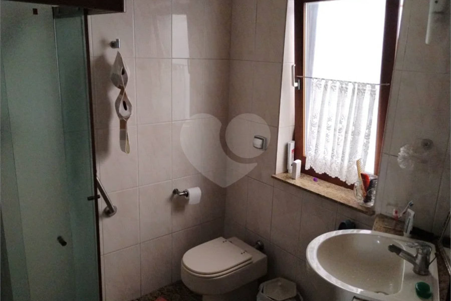 Vende-se ou Aluga-se Casa com 400 m2 na Vila Mascote