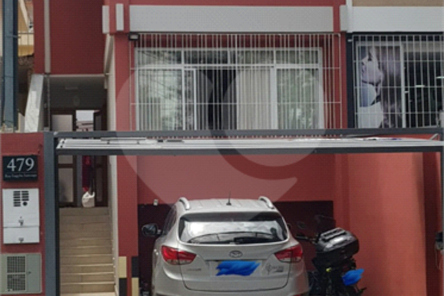 Sobrado à venda com 3 quartos, sendo 1 suíte,  em Vila Mascote, São Paulo, SP