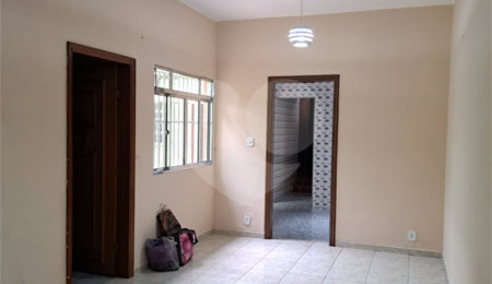 Casa Térrea à venda com 2 quartos, sendo 1 suíte,  em Santana, São Paulo, SP
