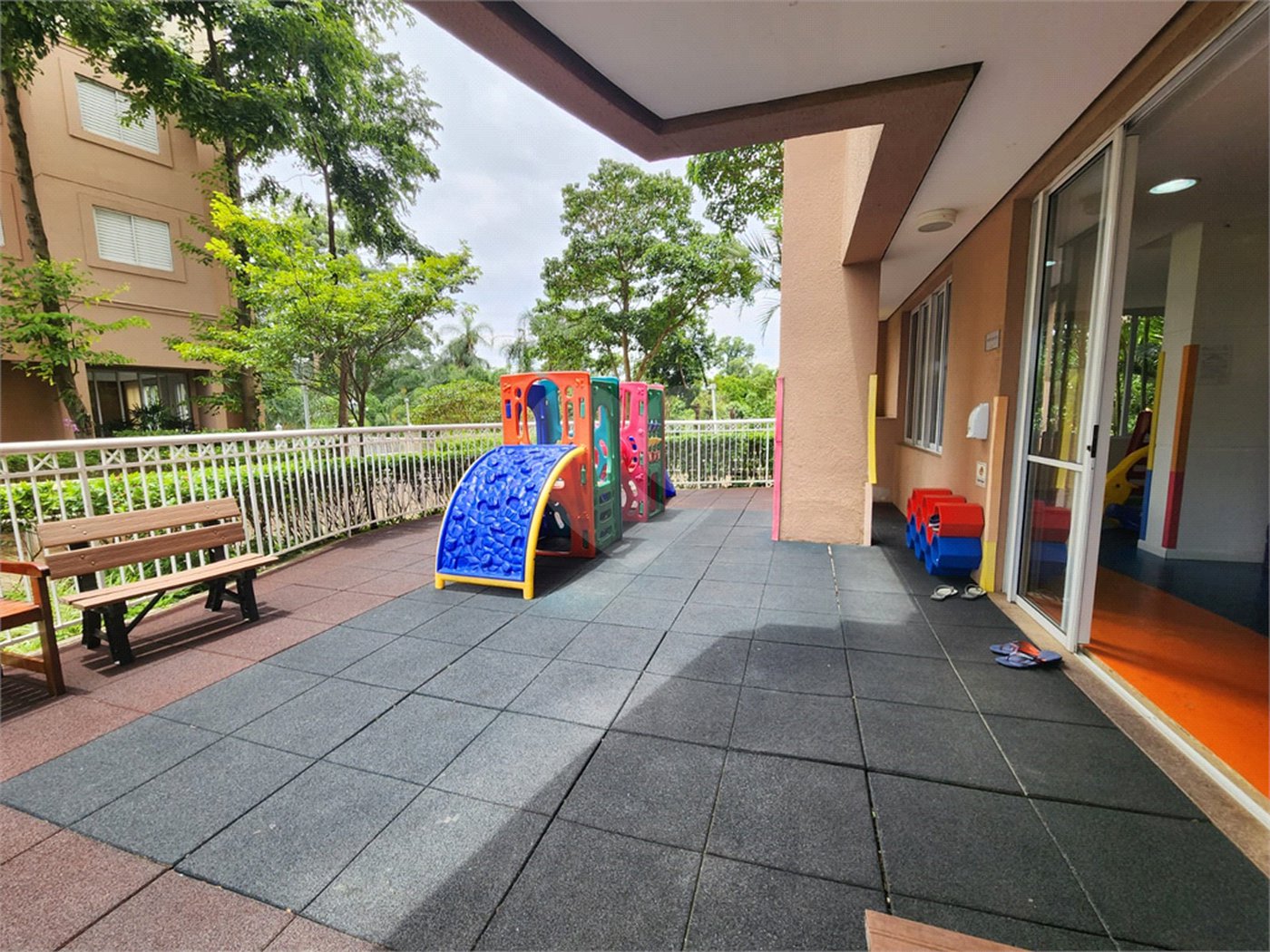 Apartamento à venda com 3 quartos, sendo 2 suítes, em Jardim Arpoador, São Paulo, SP