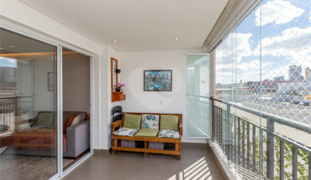 Apartamento à venda com 3 quartos, sendo 2 suítes,  em Santo Amaro, São Paulo, SP