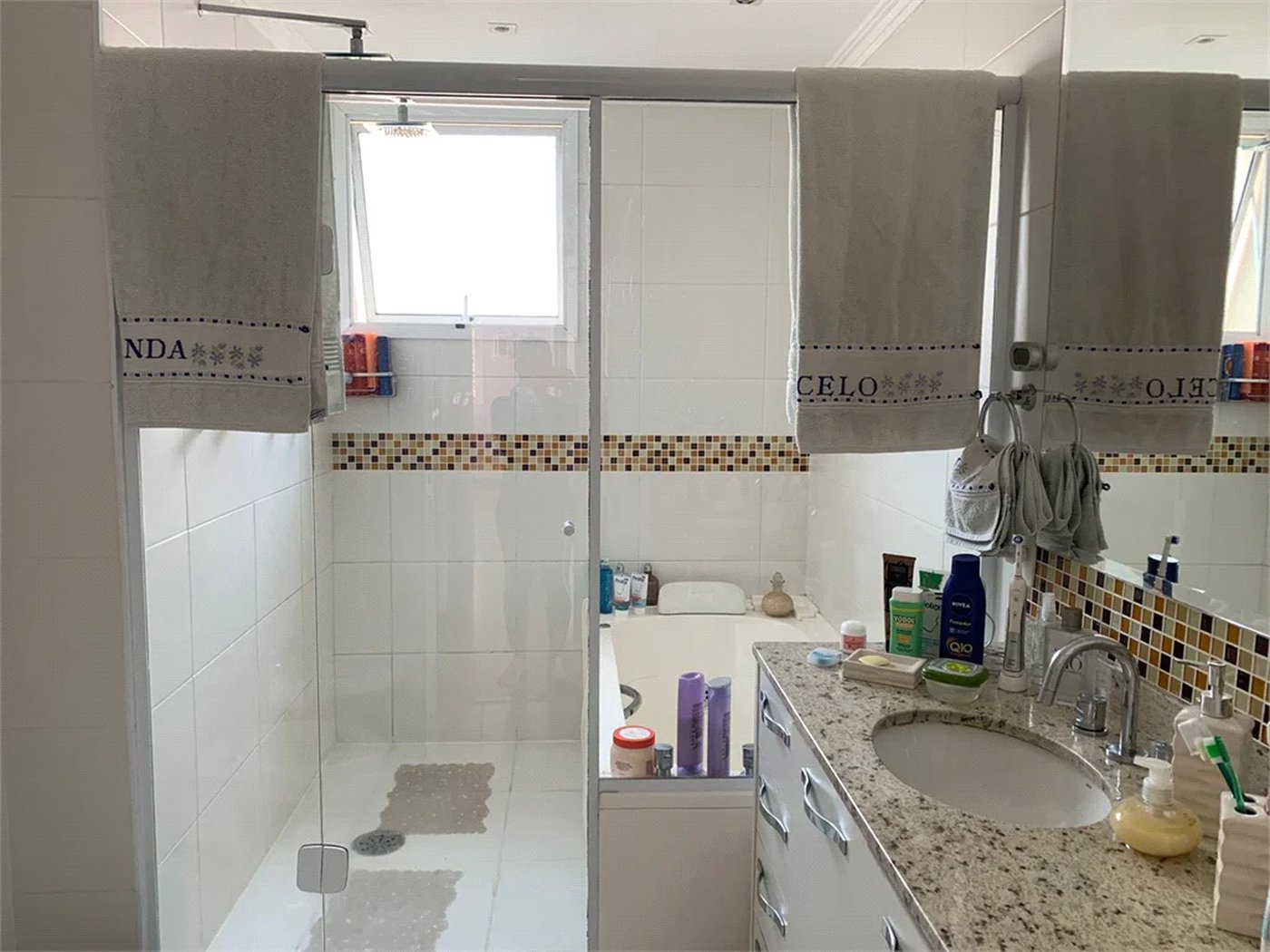 Apartamento à venda com 4 quartos, sendo 3 suítes, em Vila Andrade, São Paulo, SP