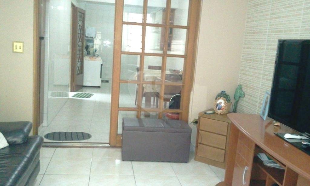 Casa à venda com 2 quartos, sendo 1 suíte, em Vila Gumercindo, São Paulo, SP
